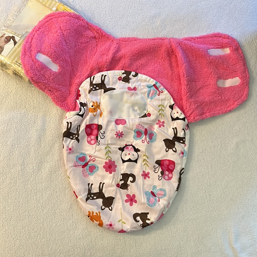 Baby Wrap/Swaddle Blanket by Baby Star.